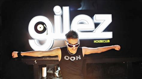 A (partito dello 0,1%) + b (strampalata la parola sovranismo) + c (melma sovranara) + d (furto di finanziamenti) = bagnai ci stima. Ti stimo fratello - Film (2012)