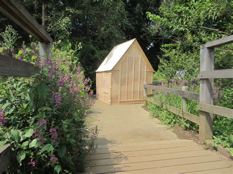 Origami Houses: Tables That Become Shelters When Disaster ...
