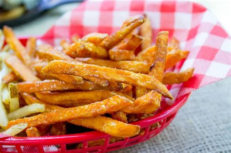 Remove soaked sweet potatoes on kitchen towel and pat dry Crispy Sweet Potato Fries (Baked & Fried Options ...