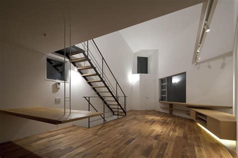 For the evidence, please take a look for this traditional japanese architecture furniture floor. Extremely Narrow House | Modern House Designs