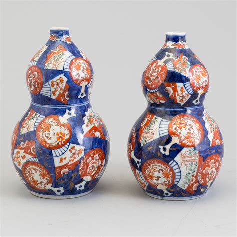 Two Imari Porcelain Double Gourd Vases Japan Meiji 1868 1912