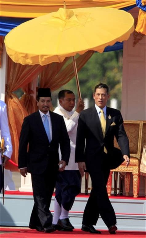 Enjoy free anak darah pecah perawan. Terengganu Que Faire - Umpama p