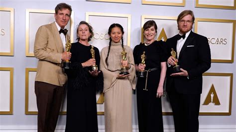 Oscars 2021 Nomadland Anthony Hopkins Frances Mcdormand Win Top Honours Heres Complete List