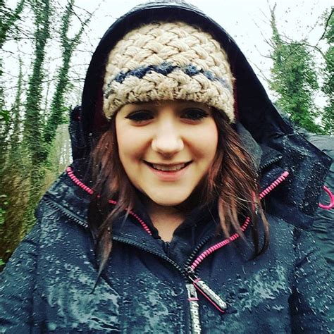 Konstantin zakashansky, a gynecologic oncologist at mount sinai hospital in new york city who treats women with cervical many women think that if they don't have warning signs, they certainly could not have hpv or cervical cancer. Cervical cancer survivor 'too young' for a smear test ...