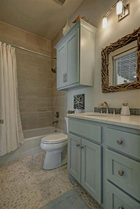 The travertine tile design seems creative, as well, as the material is cut into some shapes. 40 beige bathroom wall tiles ideas and pictures