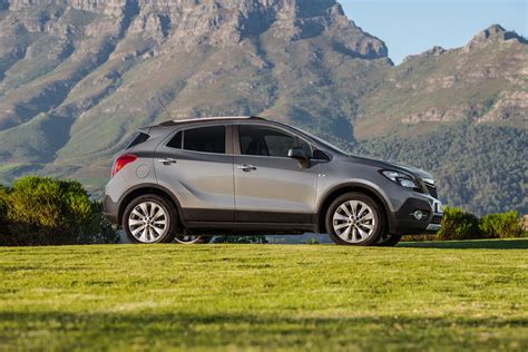 Ideal balance between efficiency and performance.petrol and diesel engines offer power outputs ranging from 74w (100hp) to 96kw (130hp).starts. OPEL Mokka specs & photos - 2012, 2013, 2014, 2015, 2016 ...