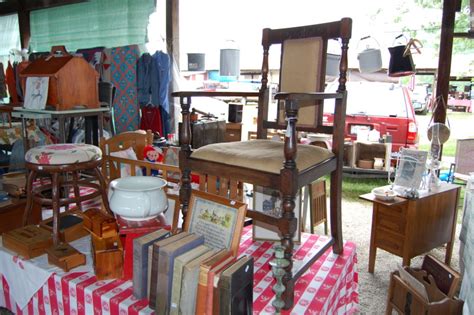 Don't let the name misguide you—this place is tops in town. Rabun Gap Flea Market | Dillard Georgia