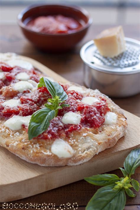 Ricetta Pizza Margherita Fatta In Casa Boccone Goloso