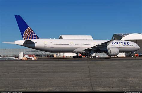 N2243U United Airlines Boeing 777 322ER Photo By Dipankar Bhakta ID