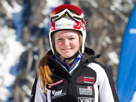 Mit 2 ½ jahre stand ich zum ersten mal auf den skiern. Ariane Rädler auf Platz 6 - Möggers | VOL.AT