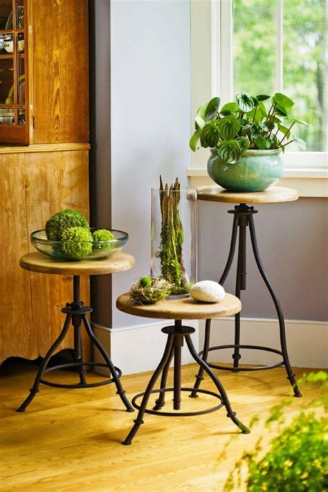 12 Lovely Plant Stands That Are Perfect To Display Your