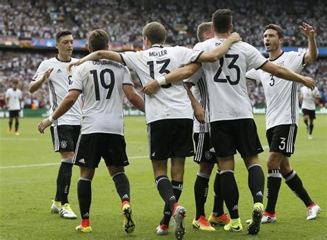 Auf die gruppenspiele folgen achtelfinale. Deutschland spielt im EM-Achtelfinale gegen die Sl