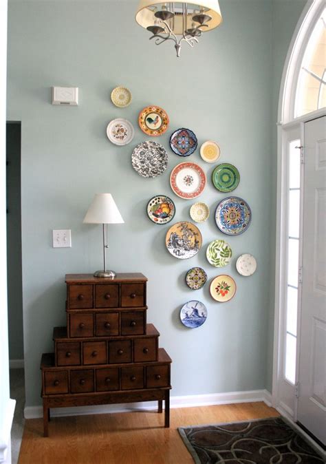Diy Wall Art From Plates A Pop Of Pretty Home Decor Blog