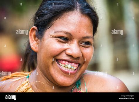 Amazonia Peru Nov 10 2010 Unidentified Amazonian Indigenous Smiling Beautiful Girl