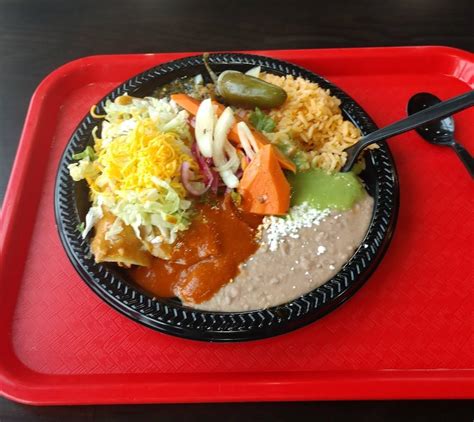 Our menu is filled with the flavors of famous mexican dishes that are made with the freshest ingredients and traditional recipes. Victorico's Mexican Food - Restaurant | 3994 Portland Rd ...