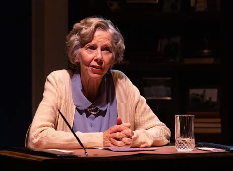 Penelope Reed Captures Our Hearts And Minds In The Riveting Act Ii Playhouses ‘eleanor Pop