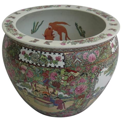 Large CHINESE Porcelain Fish Bowl or JARDINIE ̀RE, Famille Rose