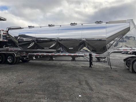 Mac Trailer 2020 Mac 1650 Pneumatic Tank Trailer Dry Bulk Pneumatic