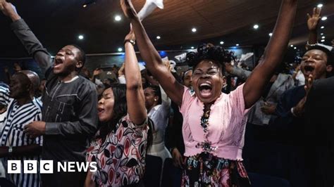 Coronavirus Nigerias Mega Churches Adjust To Empty Auditoriums