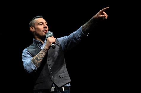 Steve chovanec ретвитнул(а) dan hardy. Dan Hardy Issues Statement on Confrontation with Herb Dean ...