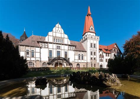 Provisionsfrei und vom makler finden sie bei wohnung kaufen in hamburg: Historisches Kurhaus in Bernburg/Saale Download this and ...