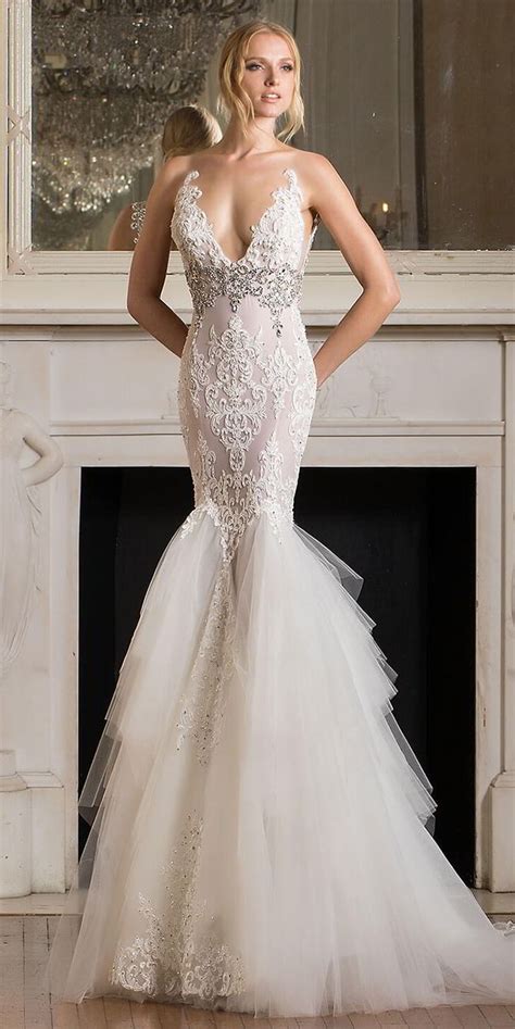 As a star of tlc's highly successful show, say yes to the dress. pnina's passion for design was inspired by her moroccan mother and egyptian father, who exposed her to elaborate cultural ceremonies and. Celebrate Love With The Pnina Tornai 2017 'Dimensions ...