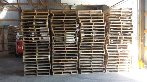 40 x 48 Pallets - $3 each located in Omaha, NE