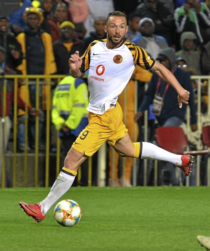 Instead of the 31 july and fnb stadium as the date of the game and venue, the popular derby has now been moved to 1 august and will be played at the iconic orlando stadium in orlando east, soweto. New faces to spruce up Soweto Derby