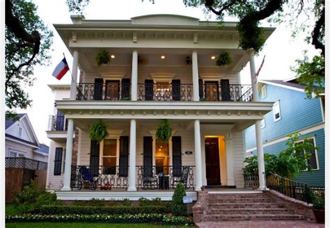 Making Your House Feel Luxury Can Be Done By Using New Orleans Style