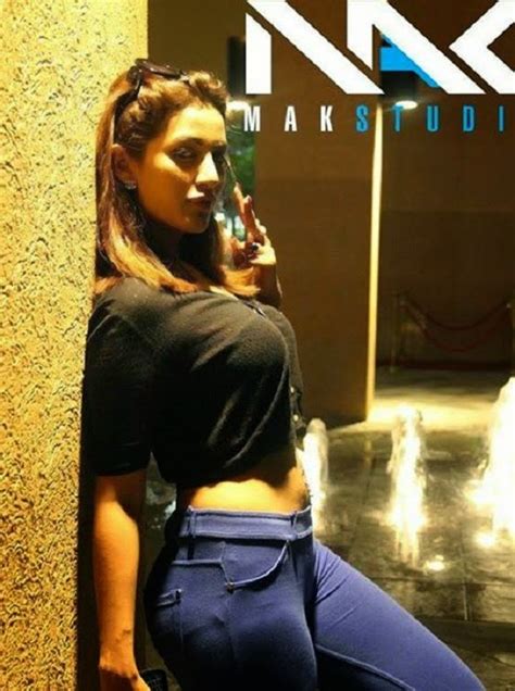 Top 10 Pakistani Actress Who Have Sexy Figure Unseen Pictures Pak
