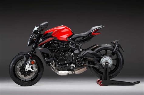 Reaction at first sight is pure shock, when you. 2020 MV Agusta Dragster 800 Rosso Guide • Total Motorcycle
