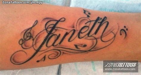 Tatuaje De Nombres Letras