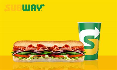 Tuna tuna loaded sub with fresh veggeis and mayo sauce. Subway Köln, Zum Abholen: Sub (30 cm) + Getränk (0,4 l ...