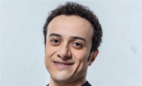 Kanal d'de geçtiğimiz sene aslında çok da fazla tanıtımı yapılmadan bir show ekranlara gelmeye başladı. Çok Güzel Hareketler Bunlar 2 yeni bölüm full tek parça ...