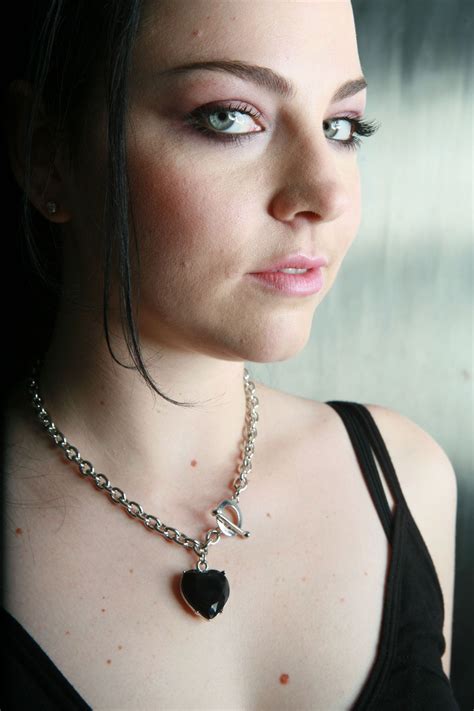 Rainha Do Rock Snow White Queen Amy Lee Evanescence Rock Queen Instruments Frerard Gothic