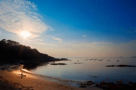 While fatca has limited the number of offshore banking options available to us citizens, opening a foreign bank account is still possible. Offshore Banks - Best Tips and Benefits For Privacy