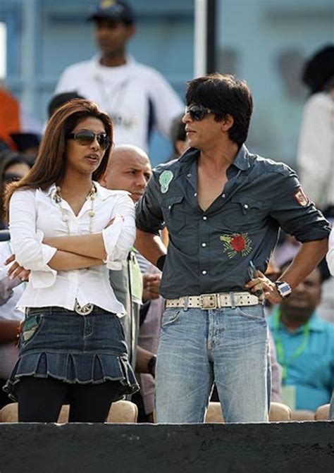 Bollywood Actors Priyanka Chopra And Shah Rukh Khan Turned Out In India