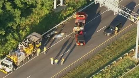Highway Worker Killed In Early Morning Crash In Howard County