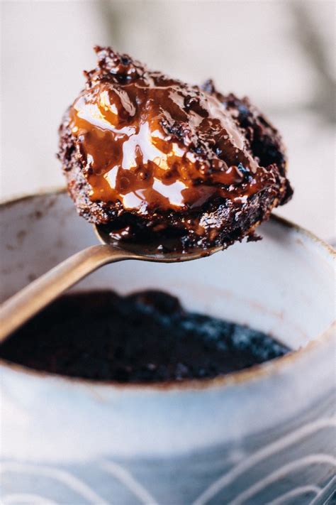 Moist, fluffy, made for one! Vegan Molten Mexican Hot Chocolate Mug Cake / Microwave ...