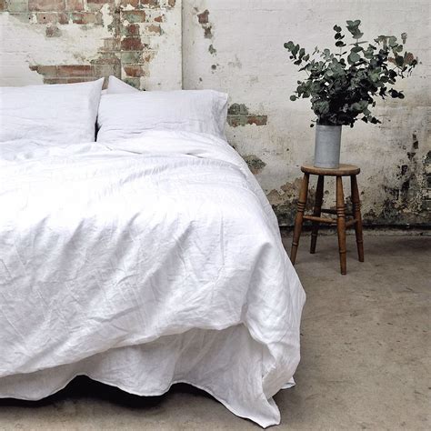 6 Best Places To Buy Pure Linen Bedding Cate St Hill Bed Linens Luxury White Linen Duvet