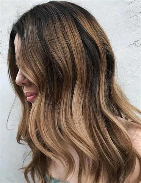 When it comes to hair color highlighting and balayage techniques and trends, sometimes the differences between them are so nuanced that it's hard to keep them straight. Balayage Vs Highlights: What's The Difference? - Blushery