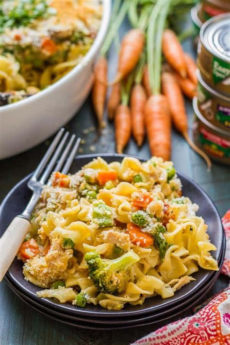In the prepared casserole, combine the hot cooked noodles and the tuna mixture. Skinny Tuna Noodle Casserole | Creamy & Filling!
