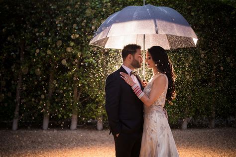 8 Rainy Day Wedding Photography Tips You Need To Know