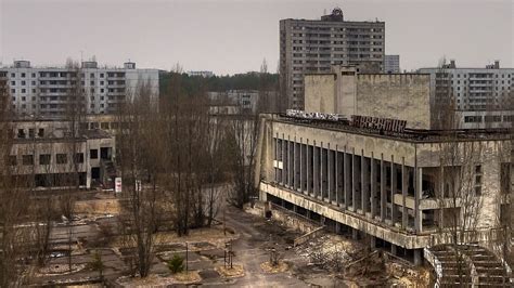 1986 chernobyl nuclear disaster pictures. Today in History: Nuclear Disaster at Chernobyl (1986 ...