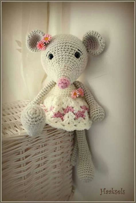 On legs and arms there are. Manualidades y Pretecnología: Juguetes de crochet. Varios ...