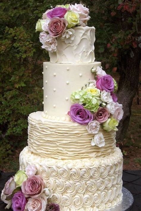 200 Most Beautiful Wedding Cakes For Your Wedding 2563703 Weddbook