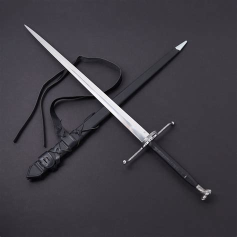 Two Handed Sword Darksword Armory Touch Of Modern