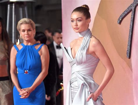 Gigi Hadid And Yolanda Hadid At The British Fashion Awards Popsugar Celebrity