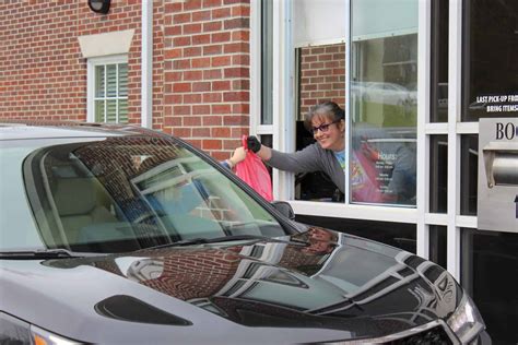 Drive Thru Window Now Available Laurel County Public Library