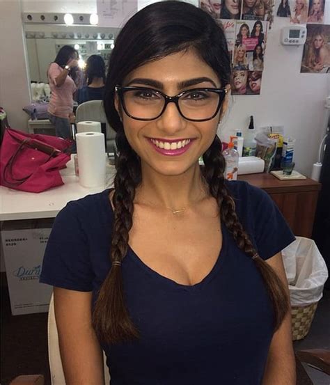 Mia Khalifa Biography Height Weight Age Affair Family Wiki